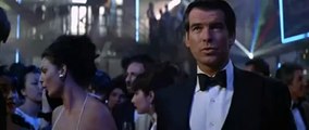 007 - O Amanhã Nunca Morre Trailer Original