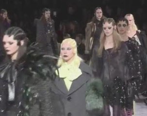 Lady Gaga stuns in Marc Jacobs NY fashion finale