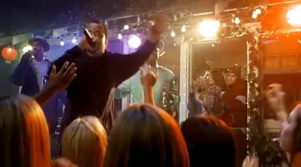 Aquellas juergas universitarias Tráiler VO