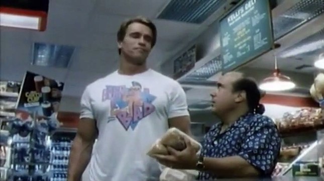 Irmãos Gêmeos Trailer Original