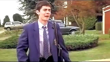 Get Real Tráiler VO