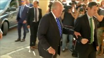 Juan Carlos I comunica a su hijo que quiere quedarse en Abu Dabi