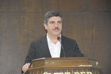 AK Parti Genel Başkan Danışmanı Yasin Aktay, Adana'da konferans verdi
