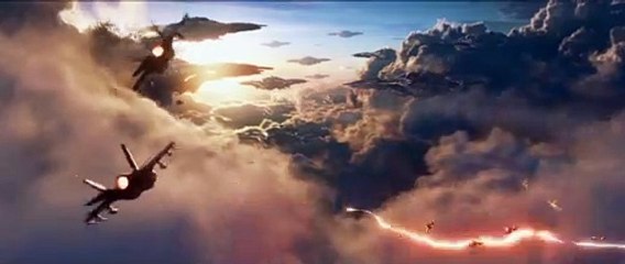 O Jogo do Exterminador Clipe Original "Maze Rackham's Run"