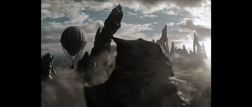 Oz: Un mundo de fantasía Clip (2)