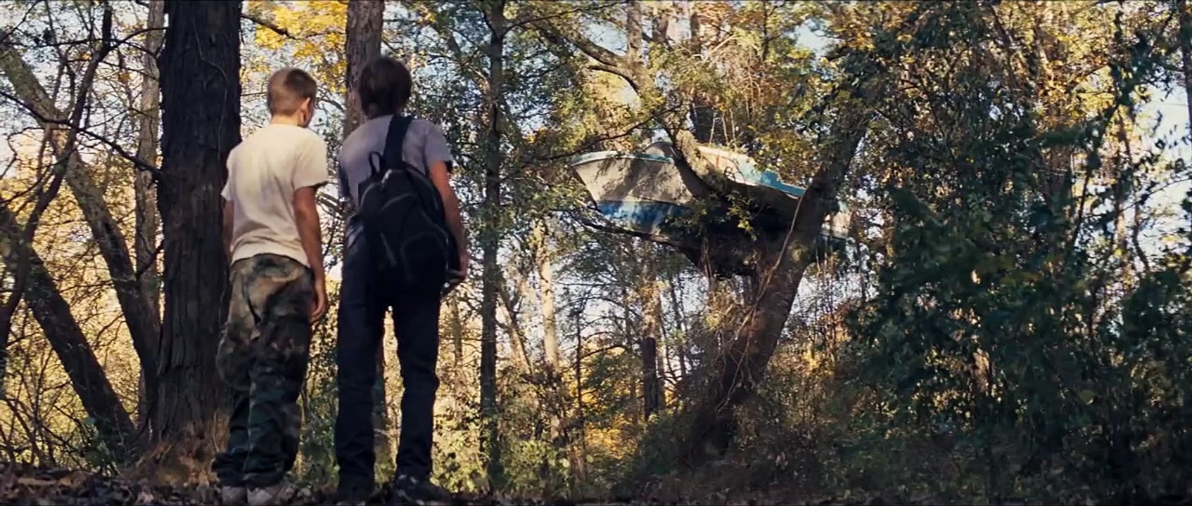 Mud Tráiler VO