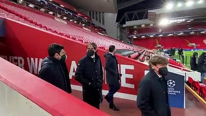 فريق انتر ميلان يتفقد ملعب أنفيلد