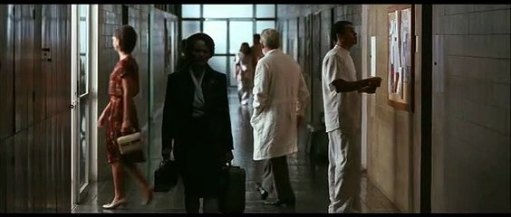 Clipe Legendado "Elizabeth tenta visitar Lota"