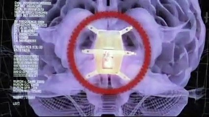 Enchufado a la red Tráiler VO