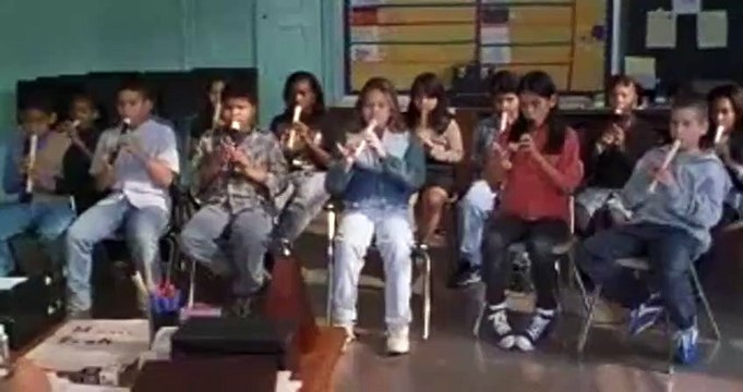 Música del corazón Tráiler VO