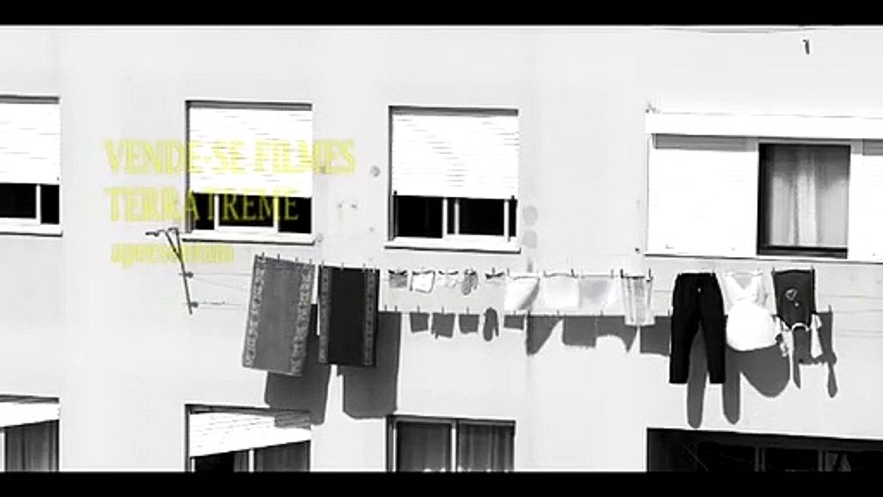 Um Fim do Mundo Trailer Original