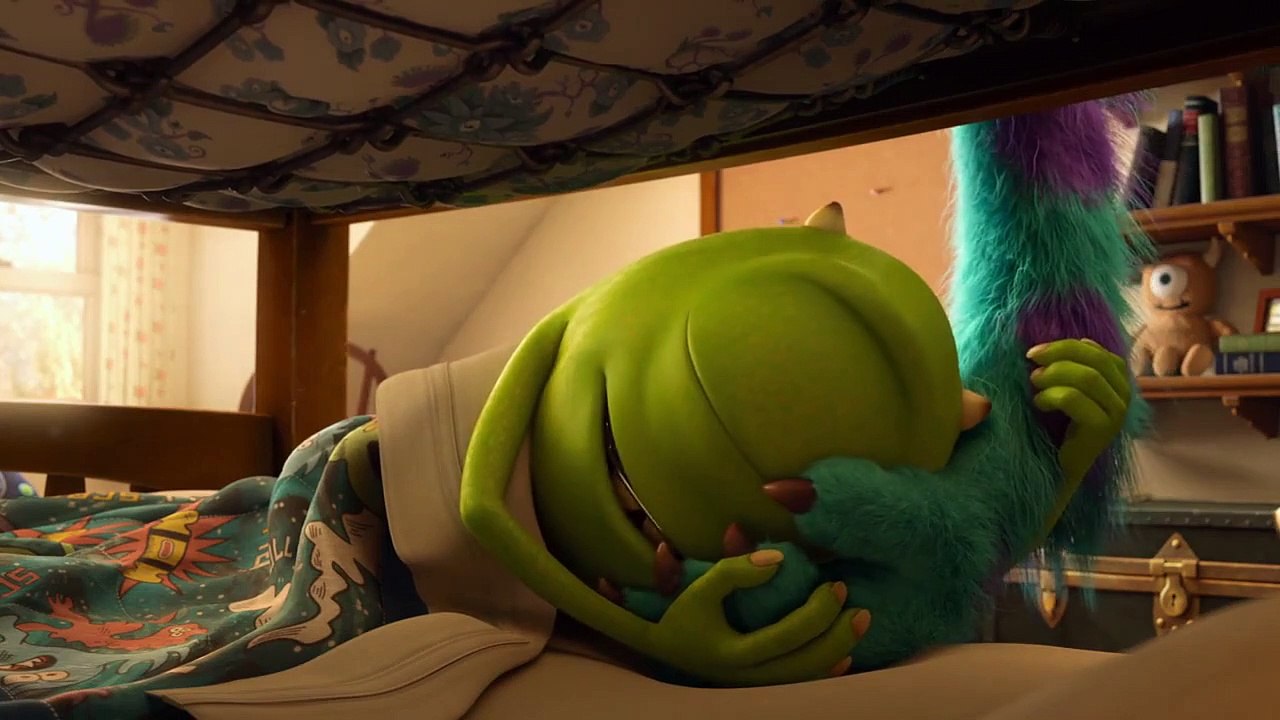 Monstruos University Clip