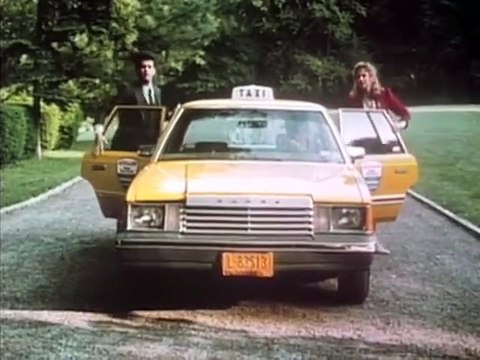 Esta casa es una ruina Tráiler VO