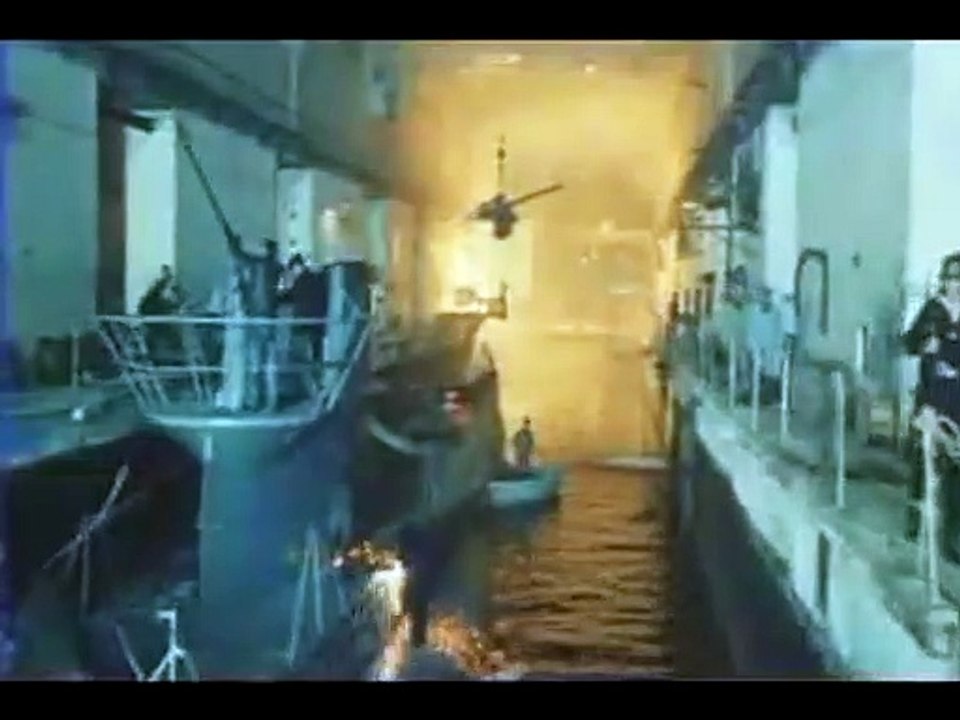 El submarino Tráiler VO