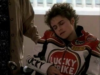 Extraña petición Tráiler VO