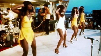 A 20 pasos de la fama Tráiler VO