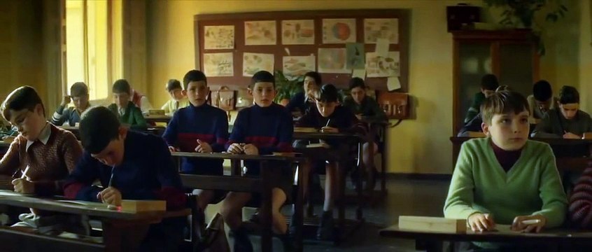 Vivir es fácil con los ojos cerrados Tráiler