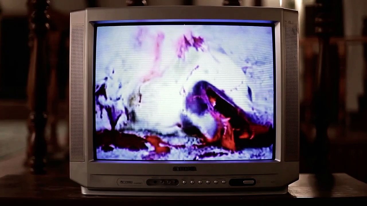 Cortinas Fechadas Trailer Legendado