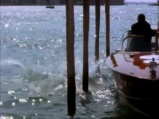 Échele la culpa al Botones Tráiler VO