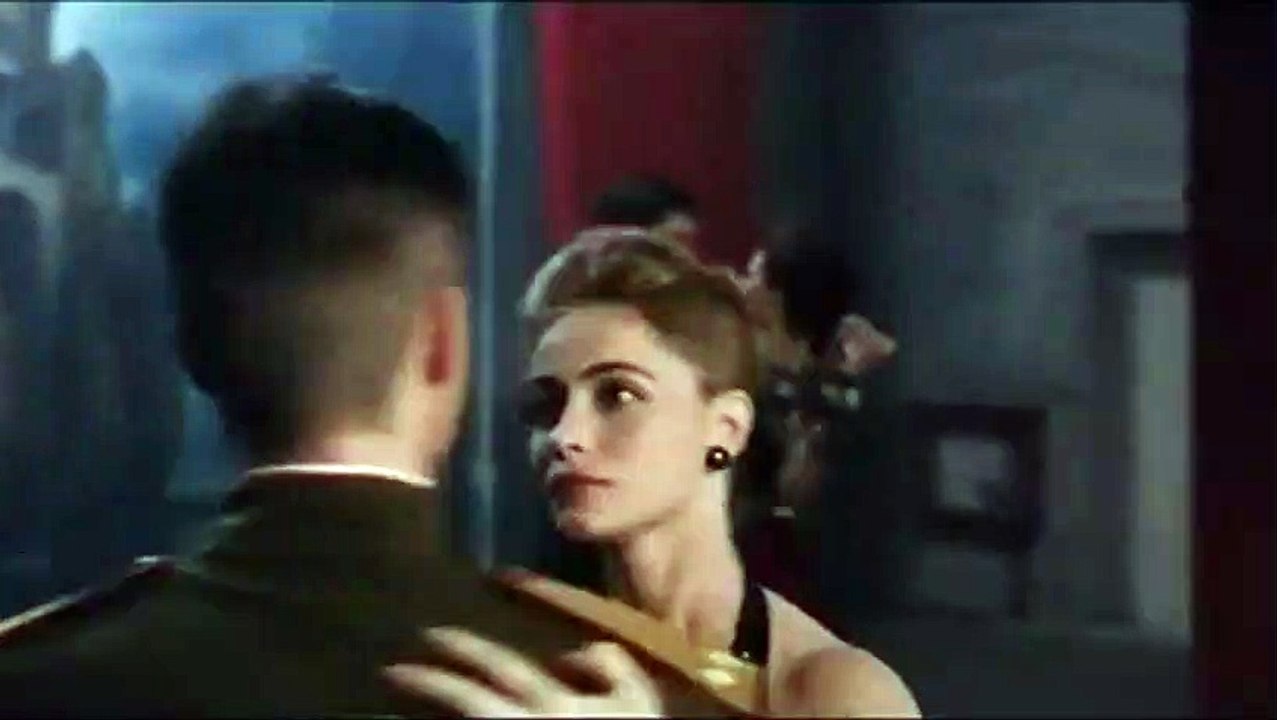 Los amores de una mujer francesa Tráiler VO