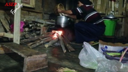 Kegiatan di dapur yang bikin rindu anak rantau,suasana pagi di pedesaan jawa timur,desa sumber mujur | hidup di desa