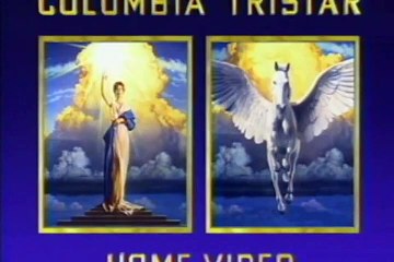 Sola en la penumbra Tráiler VO