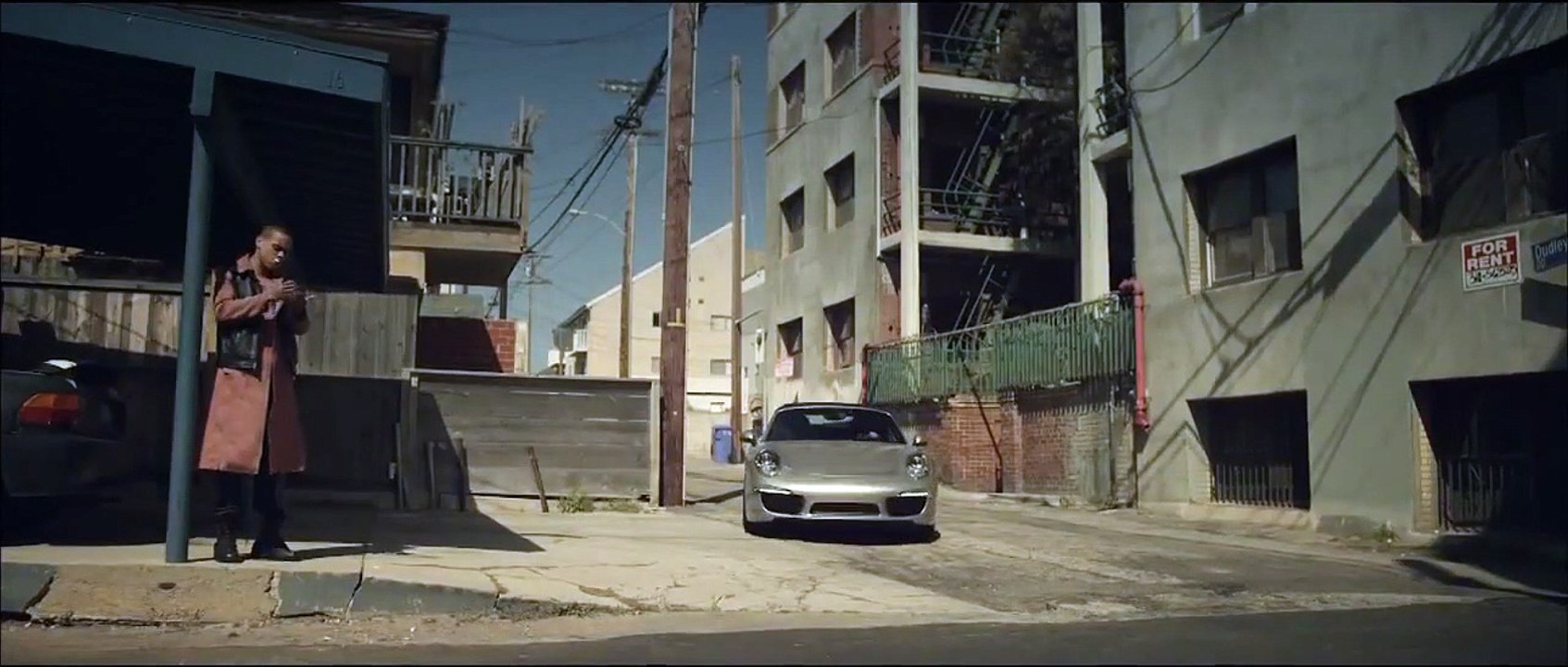 Desabrigados Trailer Original