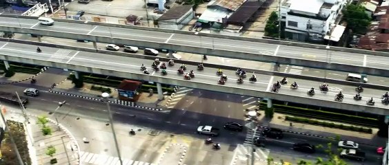 Thai Dragon 2: El protector Tráiler VO