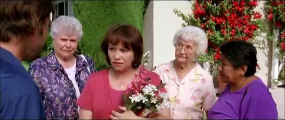 O Paraíso é Logo Aqui Trailer Original