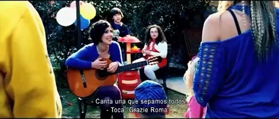 Todo el santo día Tráiler VO