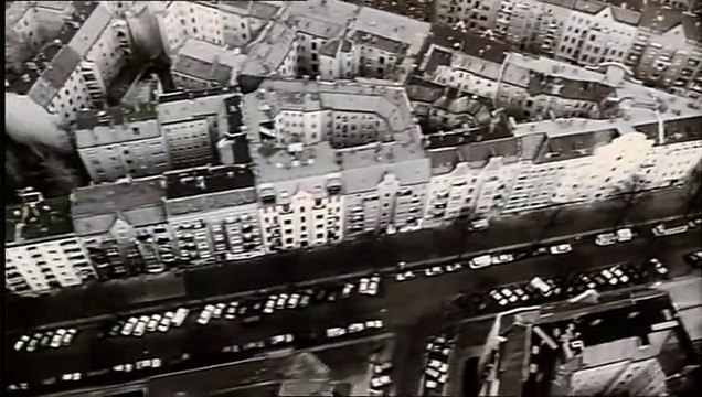 Cielo sobre Berlín Tráiler VO