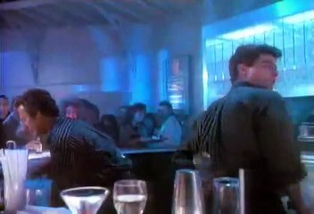 Cocktail Tráiler VO