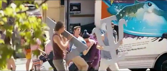 Vizinhos Trailers para Maiores Original