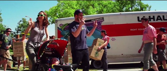 Vizinhos Trailer Legendado