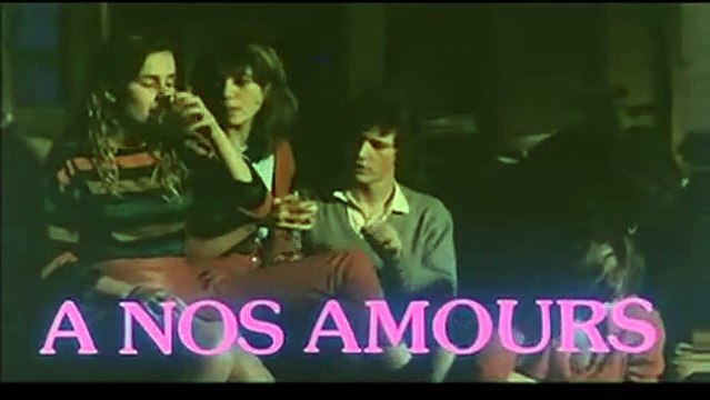 A nuestros amores Tráiler VO