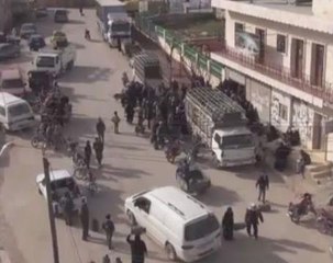 Syrians receive gas after regime forces end siege on Shiite town