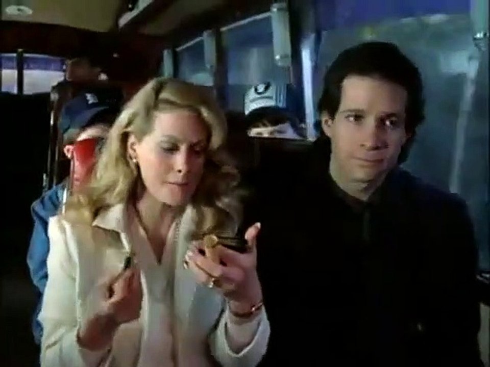 El hotel de los fantasmas Tráiler VO