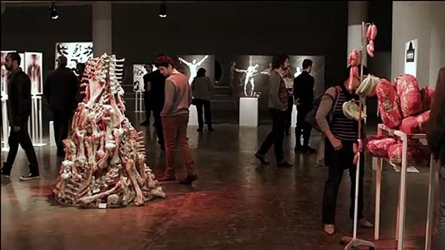 Jogo das Decapitações Teaser (1) Oficial - Parques temáticos