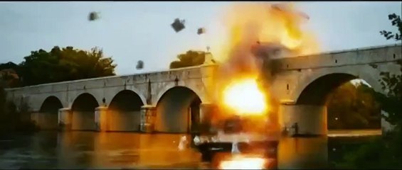 El abuelo que saltó por la ventana y se largó Tráiler