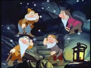 Blancanieves y los 7 enanitos Videoclip (2)