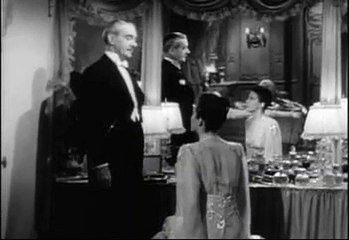 Envolto nas Sombras Trailer Original