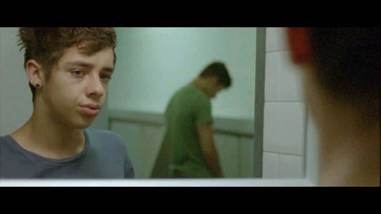 A escondidas Teaser