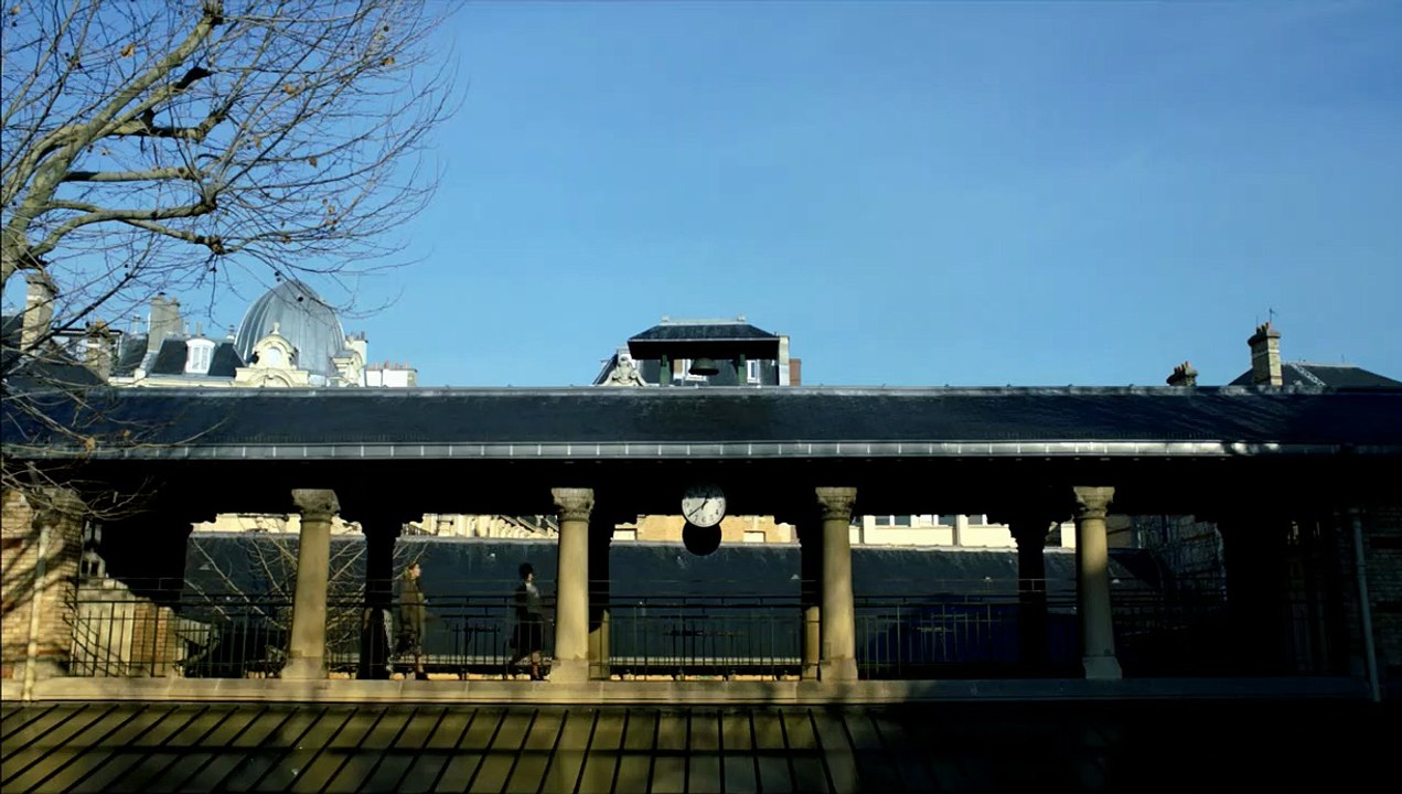Violette Tráiler