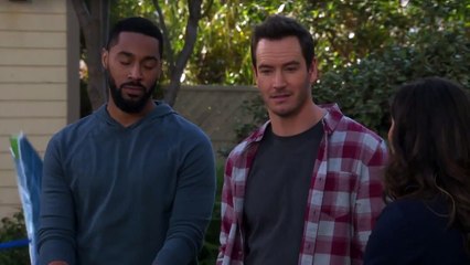 Truth Be Told (2015) Tráiler VO