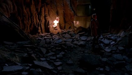 Constantine 1ª Temporada Teaser Original "Call Me Manny"