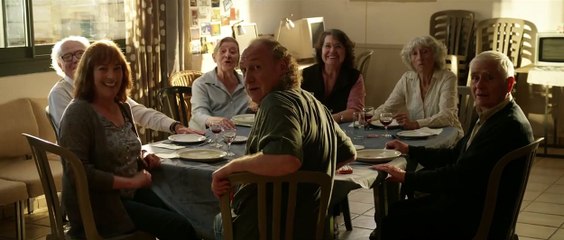 Las sillas musicales Tráiler