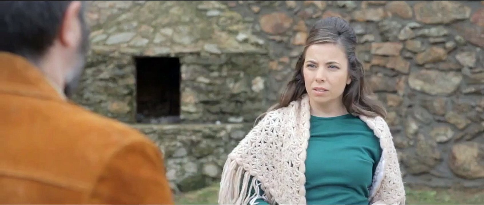 El violín de piedra Tráiler