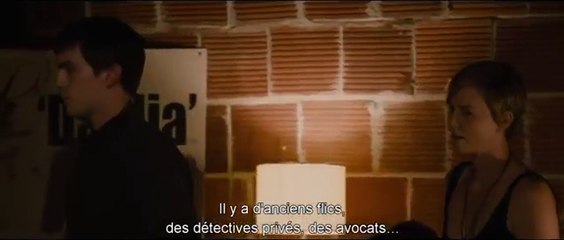 Lugares Escuros Trailer Original