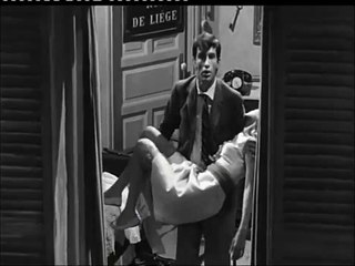 Un balcón sobre el infierno Tráiler