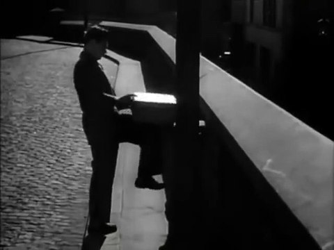 El silencio del mar Tráiler VO